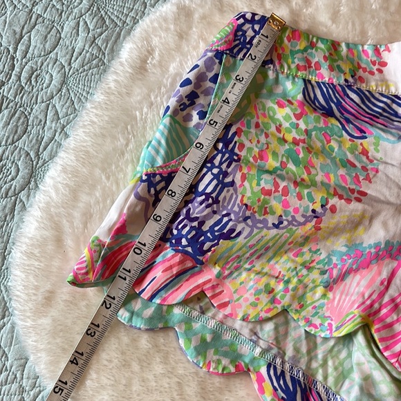 Lilly Pulitzer Dahlia Scalloped Shorts in Roar of the Seas NWT - Picture 3 of 5